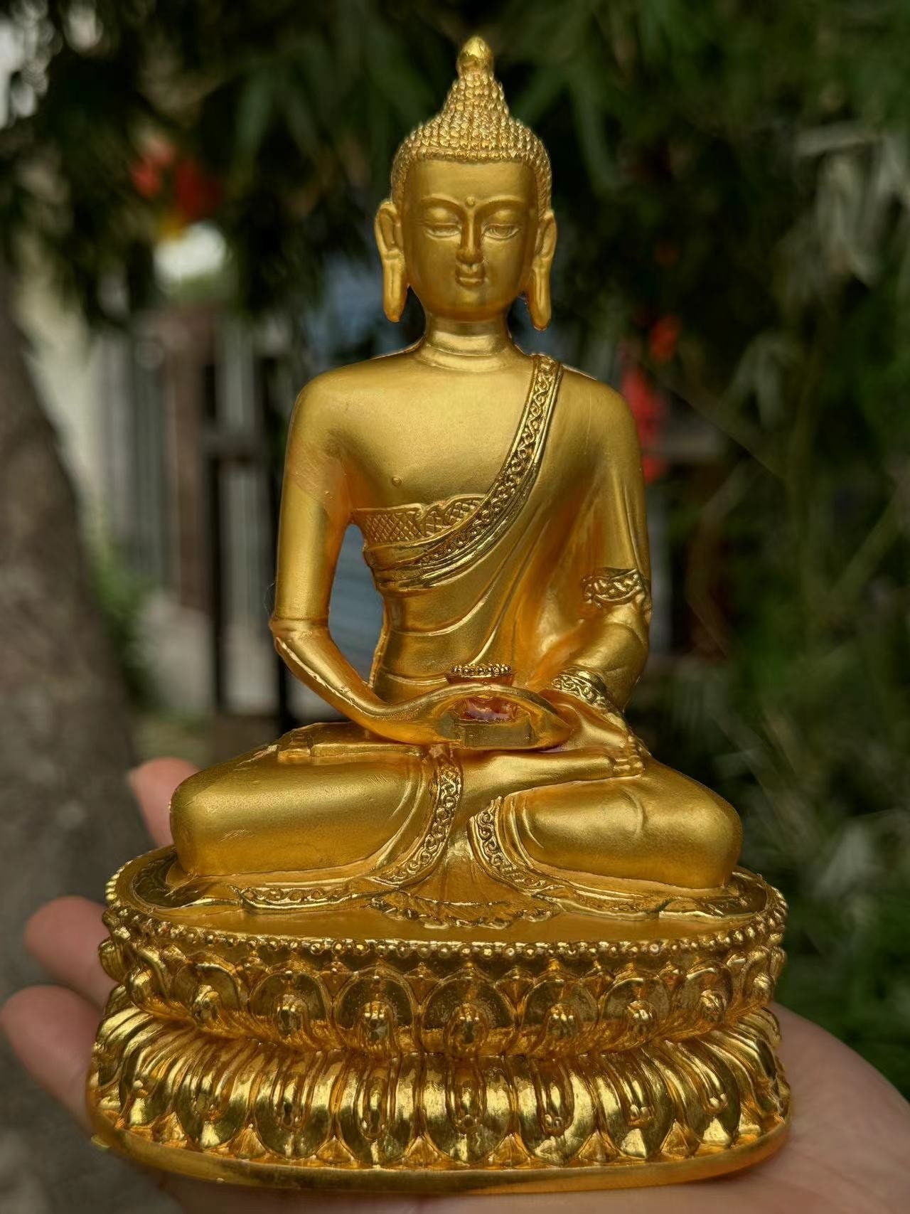Copper Alloy With Gold Plated Nepal Buddha Statue for Zen Decor