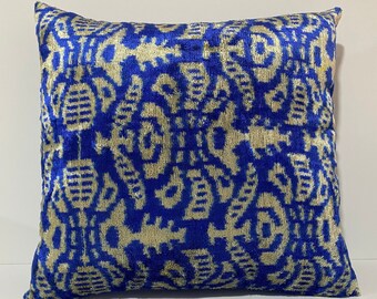 Wit patroon op blauwe handgemaakte ikat zijde fluwelen huis decoratief kussen kussen minimalistisch decor kussensloop kussensloop