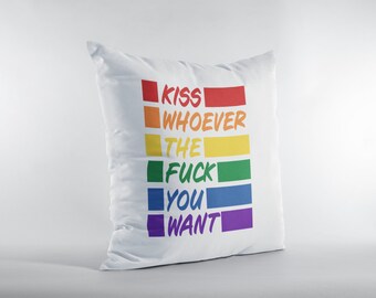 Almohada esponjosa con motivo del Orgullo LGBTQ+ - Besa a quien carajo quieras -