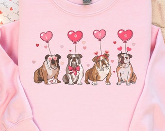 Cute English Bulldog Dog Mom Sweatshirt, gift for English Bulldog dog owner, bulldog Lover Gift, funny valentines shirt for dog mama, XOXO