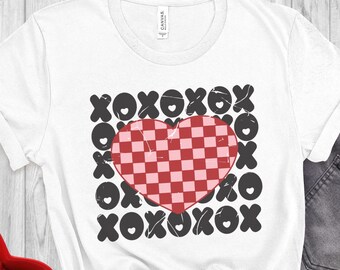 Retro XOXO Valentines Day shirt Hugs and Kisses seatshirt Valentines Day Gift for Her Teachers Pink and White Heart Sweatshirt Gift for love