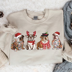Englische Bulldogge Sweatshirt, Hunde-Liebhaber-Geschenk, Feiertags-Pullover, Weihnachten Englische Bulldogge-Shirt, Weihnachten Rundhalsausschnitt, Hundemama-Shirt, Weihnachtshemd