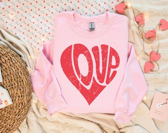 Retro Love Heart Sweatshirt, Lover Valentines Sweater, Cute Valentine Gift Shirt, Valentine Lover Gift, Love Heart, Love Sweater, I Love You