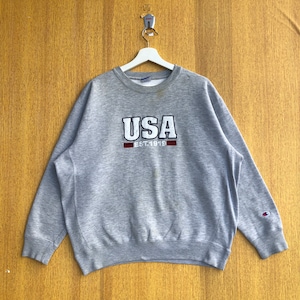 Vintage Champion USA Sweatshirt Embroidered Spellout Jumper Pullover