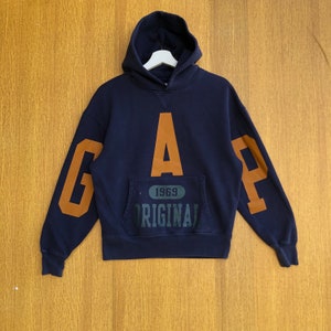 Vintage GAP Hoodie Sweatshirt  Spellout Jumper Pullover Sweater