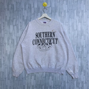 Vintage The University Southern Connecticut Sweatshirt Big Logo Spellout Jumper Pullover