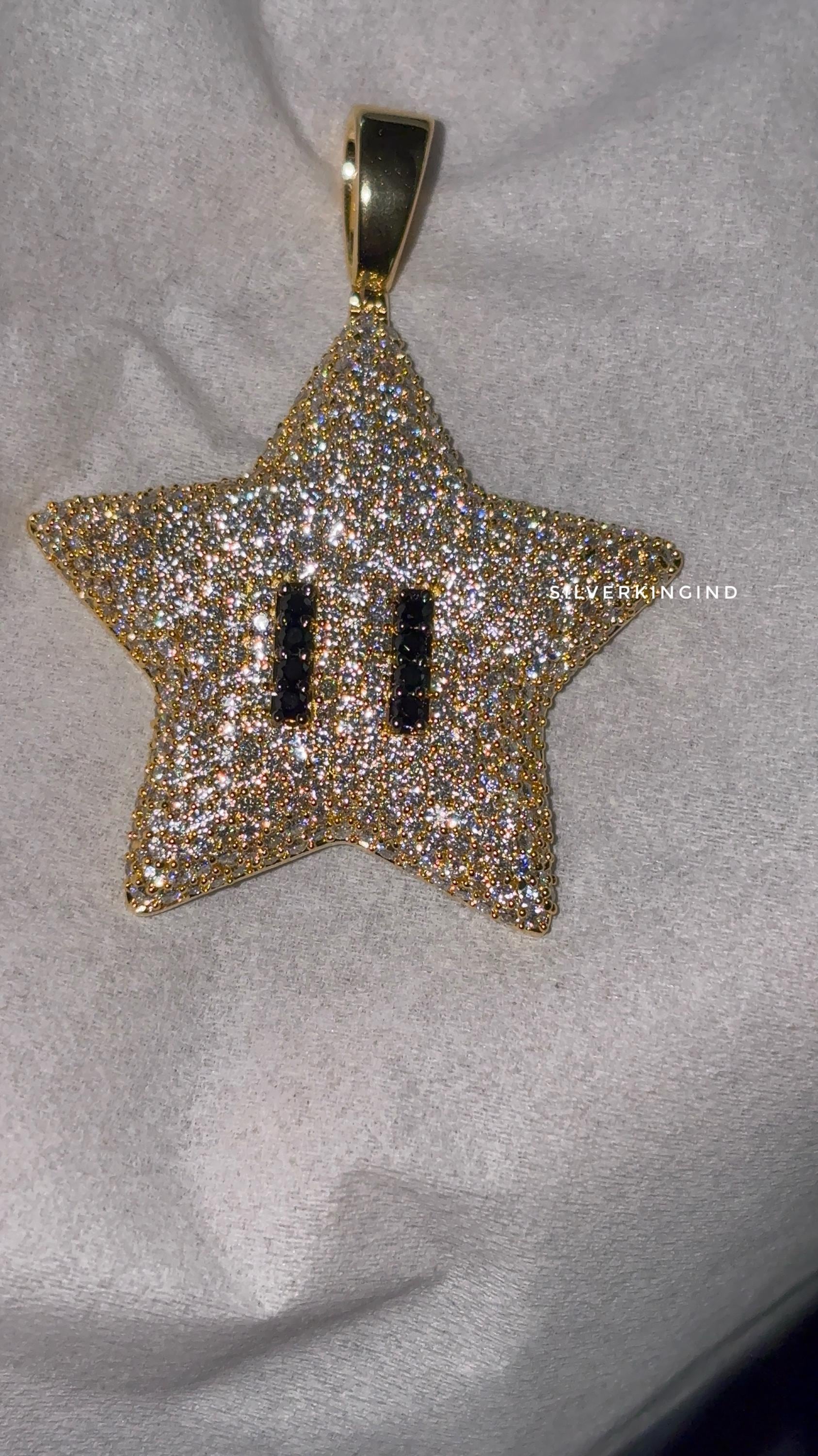 Mario star pendant - Etsy 日本