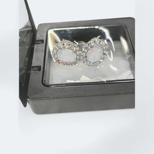 opal&daimond stud Earring for her /anniversary gift/ engagement gift/ birthday gift / opal earrings/opal daimond earrings