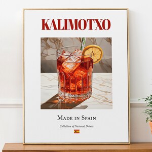Póster con impresión de la bebida tradicional española Kalimotxo sobre baldosas de mayólica, arte mural para cocina y bar