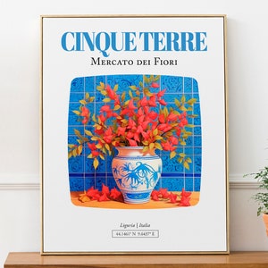 Cinque Terre (Liguria, Italia) Mercato dei Fiori, ramo de buganvillas en jarrón de mayólica, póster impreso para decoración de pared