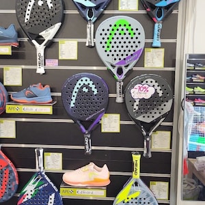 Wall mount for padel racket image 6