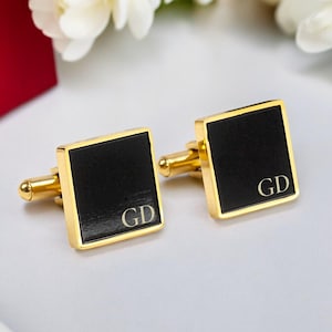 Boutons de manchette personnalisés pour homme - Cadeau personnalisé pour mari, garçon d&#39;honneur ou anniversaire de mariage. Accessoire de mariage parfait ou cadeau de 5e anniversaire