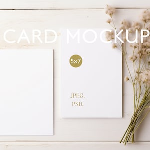 Mockup voor twee kaarten | 5x7 kaartmodel | Boho-ansichtkaartmodel | Bruiloft uitnodiging kaart mockup | 5x7 Photoshop-kaartmodel | PSD JPEG slim object