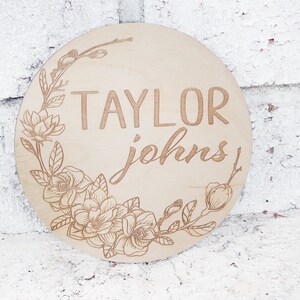 Engraved Floral Wood Baby Name Sign, Newborn Photo Prop (4.5 in)