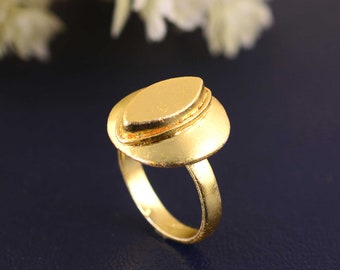 Gold Engraved Signet Ring, Gold Pinky Ring, Signet Ring for Men, Women, Marquise Signet Ring, Personalized Gold Ring, Jewelry Gift for Him