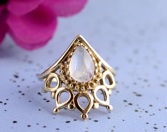 Moonstone Ring, Crown Ring, 18k Gold Plated Crown Ring, Natural Moonstone Ring, Wedding Ring, Moonstone Jewelry, June Birthstone Ring.