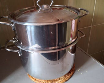 Two-tier Moroccan couscous pot made of stainless steel Healthy Diet Blanching vegetables and meat