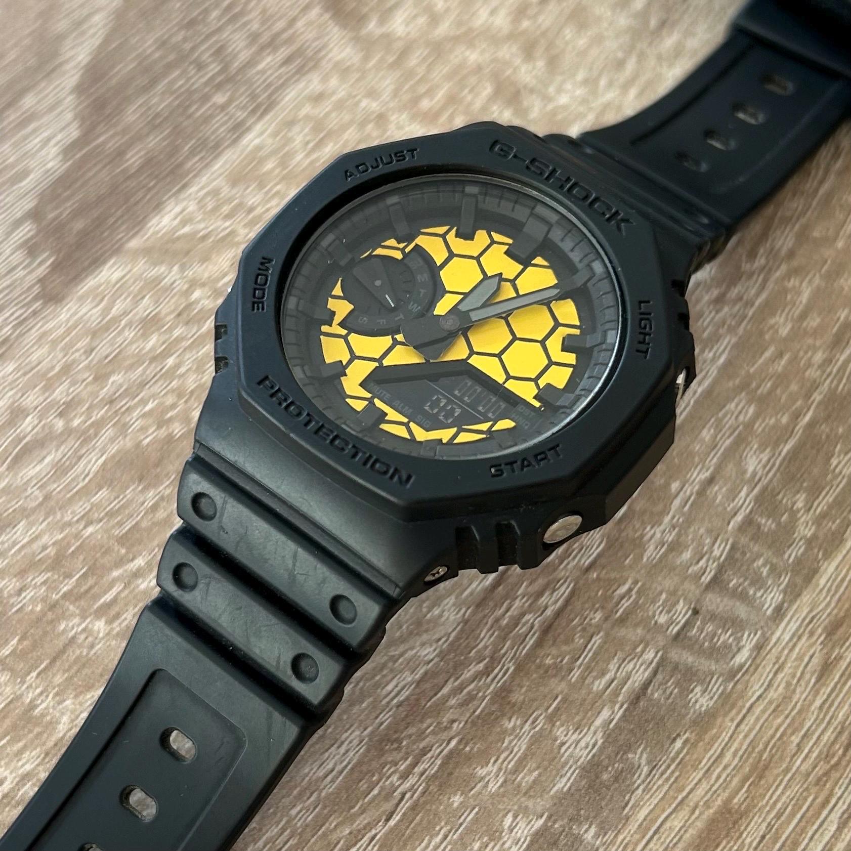 G shock black and gold fake store