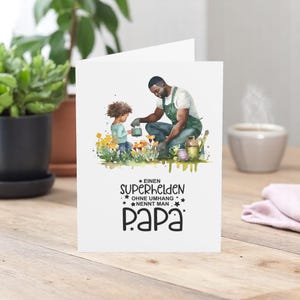 Vatertagskarte „Superheld ohne Umhang“, Papa Karte mit Aquarellmotiv, 300g, Kartenkarton, 10,5 x 14,8 cm, mit Umschlag
