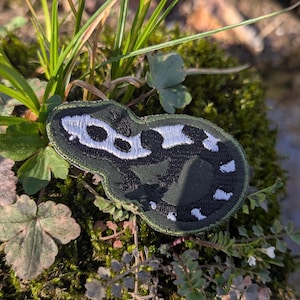 Marbled Salamander 3.15&quot;x2&quot; Patch (Ambystoma opacum) Embroidered Iron On Patch