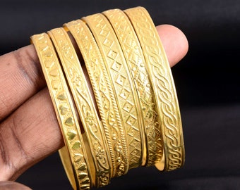 Pulseira de latão artesanal, joia minimalista boho