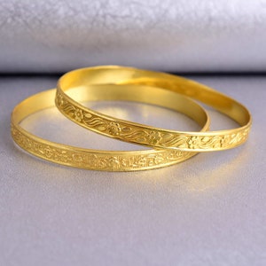 Set of 2 Bangles, Designer Bangles, Stacking Bracelets, Brass Bangles, Semanario, Stacking Bracelet,  Every Day Bangles, Sparkly Bangles
