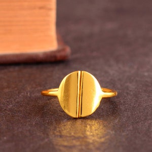 18k Gold Signet Ring, Gold Pinky Ring, Oval Signet Ring, Signet Ring For Women, Statement Ring, Gold Rings For Women, Gift For Her