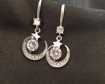 Orecchini a forma di luna, orecchini pendenti a forma di luna, gioielli celestiali, orecchini vistosi, regalo per lei, orecchini a forma di luna e stella.