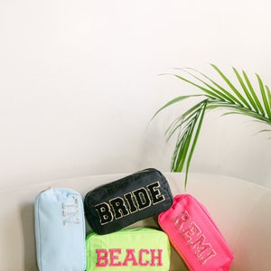 Personalized Nylon LARGE Cosmetic Bag Chenille Letter Patch Makeup Bag Customized Travel Bag Bridesmaids Gifts Patch Tote imagem 6