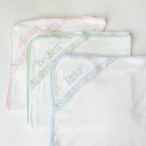 Personalized Kids Hooded Towel | Embroidered Hooded Towel | Custom Name Towel | Kids Bath Towel | Kids Name Towel | Custom Kids Towel