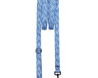 Shark Waves Pet leash