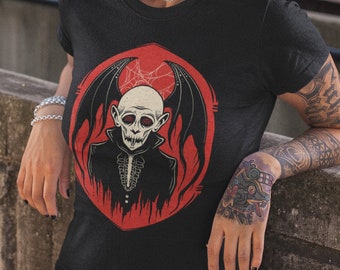 Gotisk vampyr-t-shirt: Spöklik Halloween-t-shirt, skräckfanatikergåva