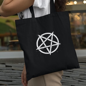 Pentagram Tote Bag Gothic Witchcraft Bag Satanic Aesthetic Occult Symbol Dark Alternative Bag Black Magic Shopping Bag Spooky Gift