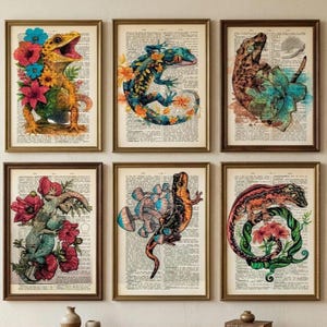 Pode incluir: Seis impressões artísticas emolduradas com ilustrações coloridas de lagartos e flores. Cada impressão é definida em um fundo de páginas de livros antigos. Os lagartos são retratados em várias poses, com cores vibrantes e detalhes florais.