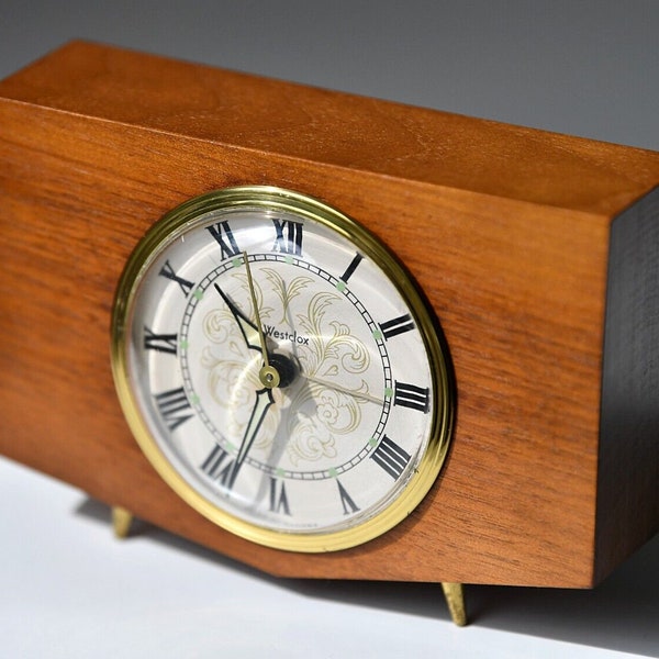 Unusual Canadian 115V Vintage 60's Wedgewood Westclox Mantel Clock Needs Adapter for UK use