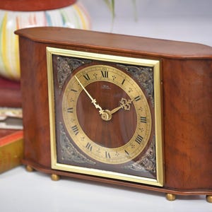 Vintage Smiths Tempora Mantel Clock – Restored Mid-Century Wood Case – Quartz Movement – Original Hands - 1955-65