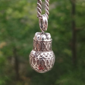 Vintage Spinner Locket For Her, 925 Sterling Silver Antique Locket Pendant For Lady, Anniversary Gift, Tribal Locket Pendant, Chain Necklace