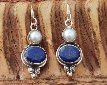 Brincos de pérolas de lápis-lazúli feitos à mão: joias estilo Boho em prata esterlina