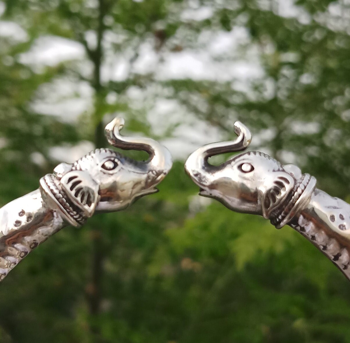 Beautiful Vintage Elephant Head Bangle 925 Sterling Silver Tribal