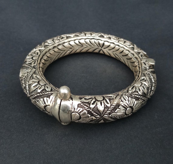 Very Old Vintage Handmade Silver Bangles For Her … - image 6
