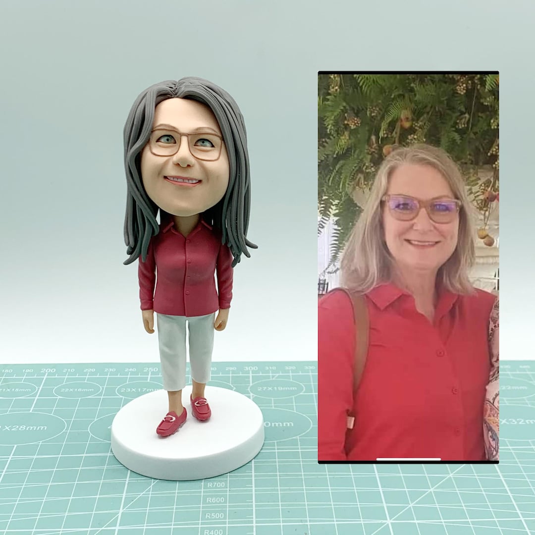 Shopping Mom Bobblehead - Gift Dolls For Her main image 1
