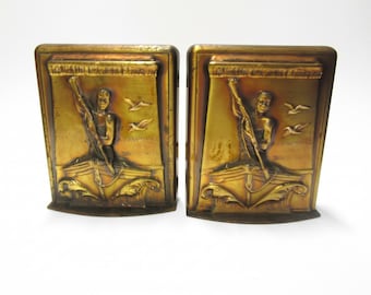Vintage Dead Whale Or A Stove Boat Brass Bronze Bookends New Bedford, MA Whaling
