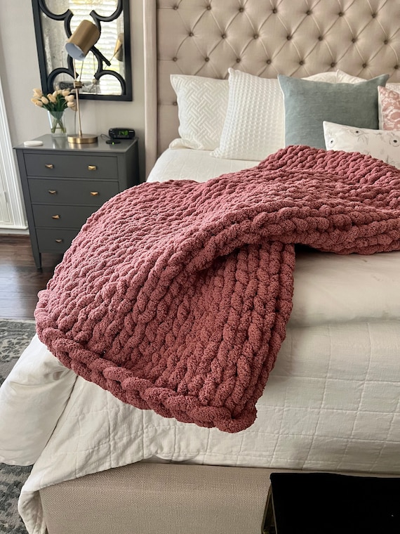 Rose pink throw blanket hotsell