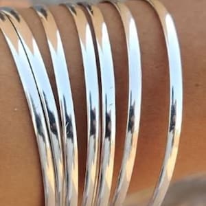 Beautiful Set of 7 Bangles, Stacking Bangles, Gift for Women, silver Bracelets, 7 Day Bangles, Half Round Bangles, Silver Stacking Bangle