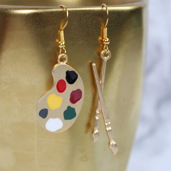 Paint earrings | Paintbrush earrings | Palette and Brush Earrings | Artist Gift