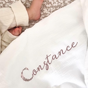 Gepersonaliseerde baby fleece deken (borduurwerk)