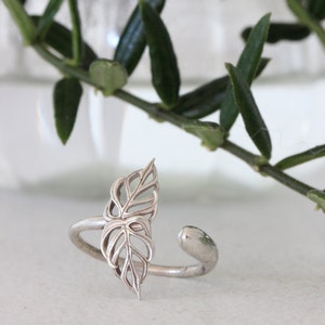 Monstera Burle Marx Flame ring, Plant ring, Monstera jewelry, botanical jewelry, Christmas gift