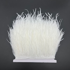 1/2 iarda - Piume di struzzo bianche con frange, forniture artigianali / Halloween / matrimonio / ballo di fine anno / costume / festa / fornitura all'ingrosso - 4943