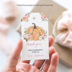 MODIFIABLE Notre petite citrouille Favor Tag Citrouille 1er anniversaire Automne Anniversaire Citrouille Anniversaire Citrouille Une carte de vœux d’automne modifiable PB103