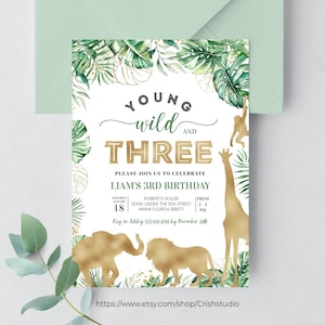 BEWERKBARE Jonge Wild en drie verjaardagsuitnodiging Drie jaar oude Safari Verjaardag Safari Uitnodiging Wild Child Gold Safari Verjaardag J03